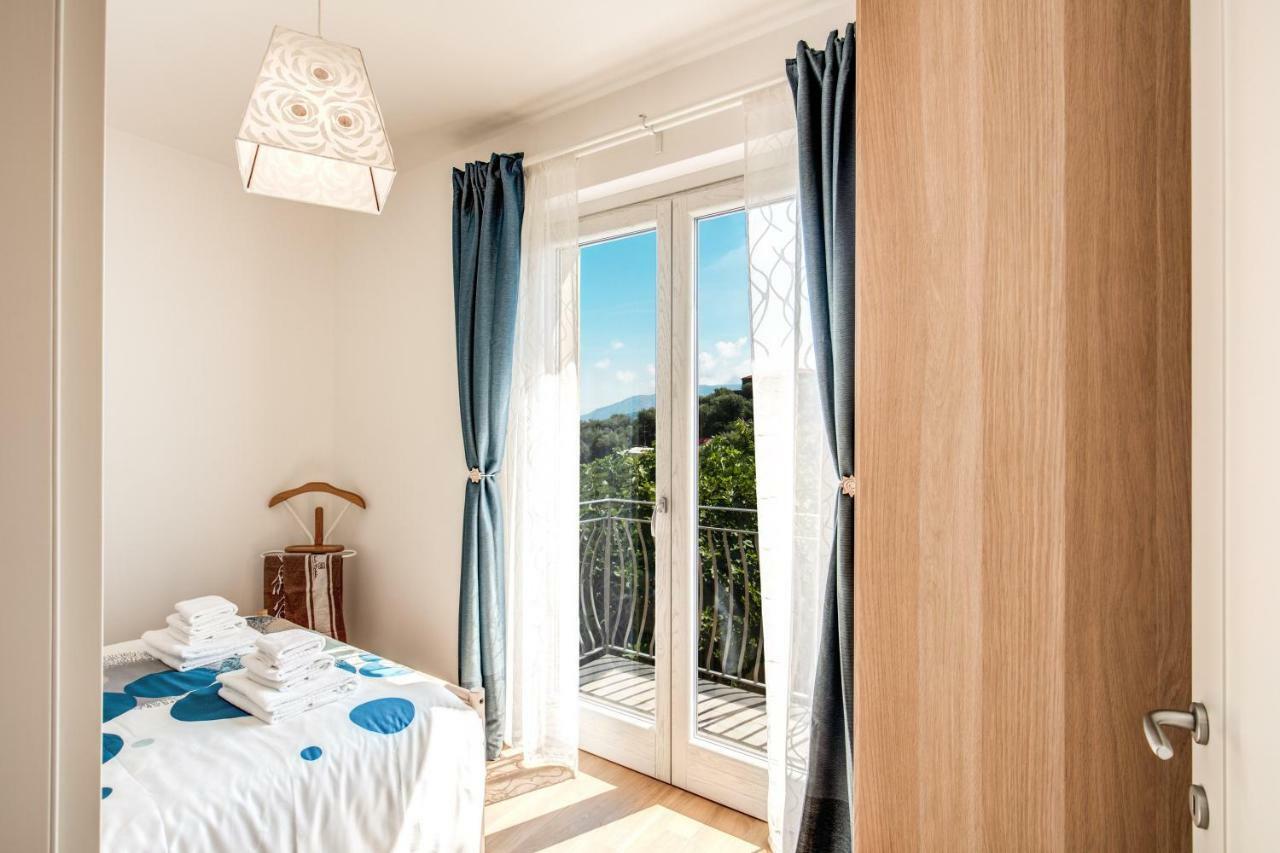 Chez Carme' Apartment Sorrento Luaran gambar