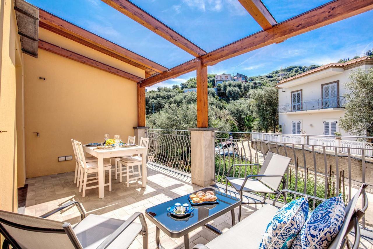Chez Carme' Apartment Sorrento Luaran gambar